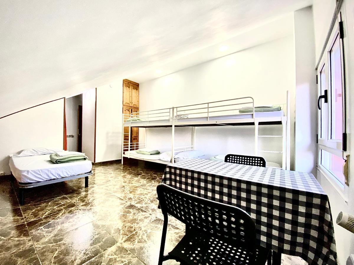Hostel Albergue Paradiso Hinojedo エクステリア 写真