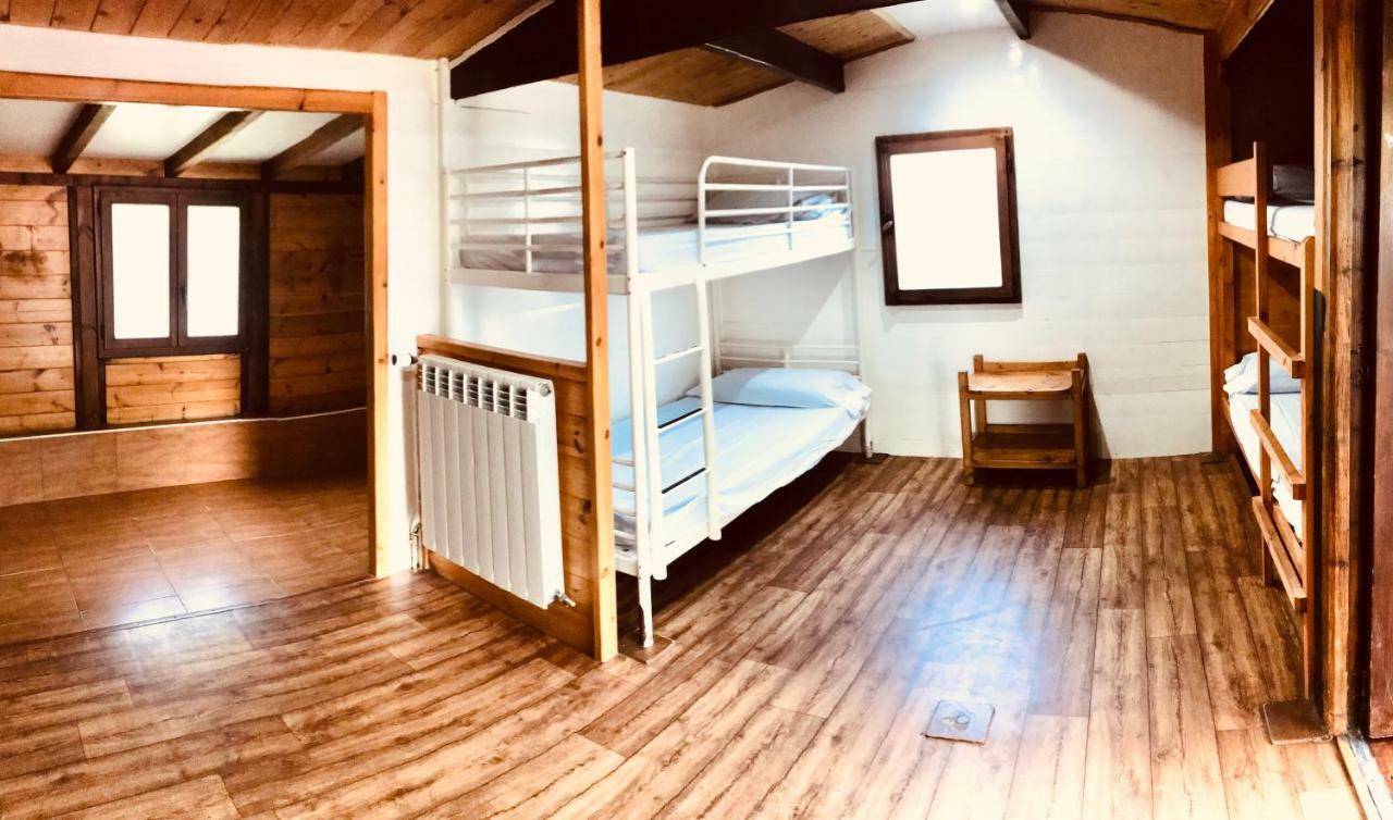 Hostel Albergue Paradiso Hinojedo エクステリア 写真